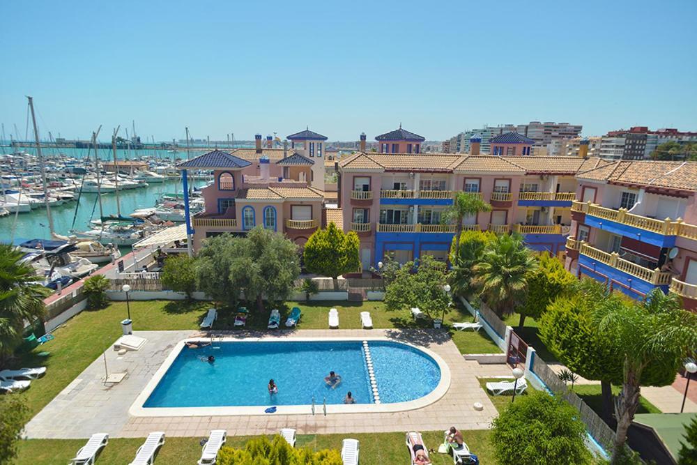 Low Cost Marina Torrevieja Buitenkant foto